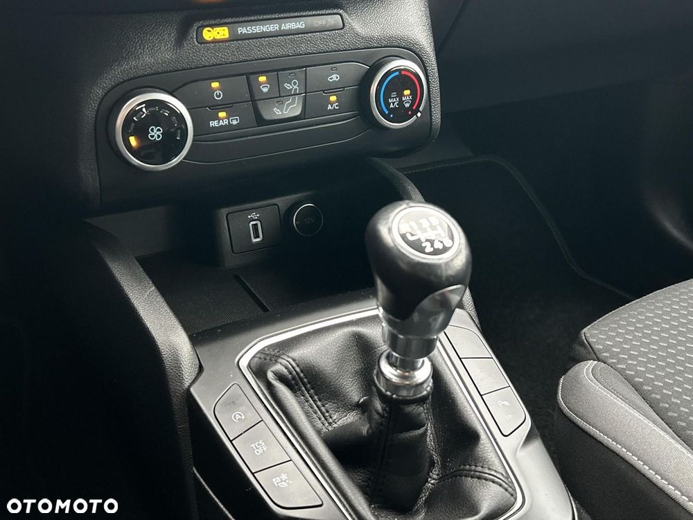 Ford Focus 1.5 EcoBlue Trend - 17