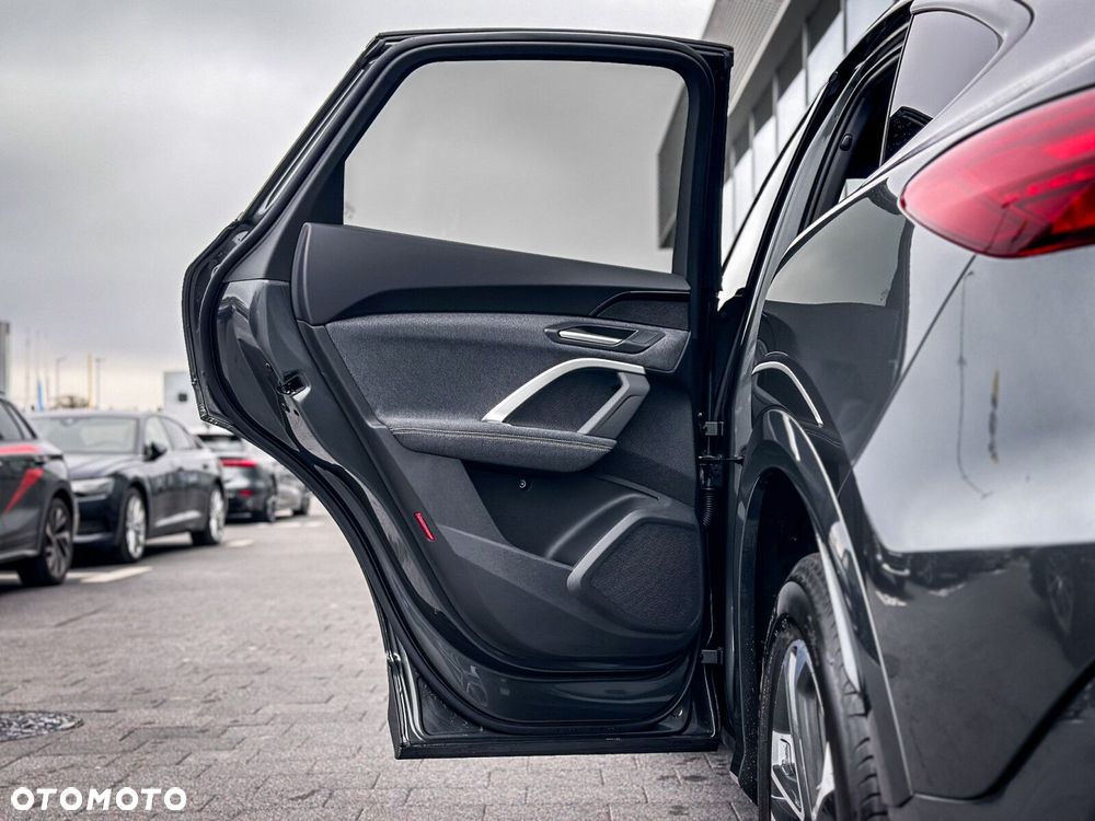 Audi Q5 Sportback - 30