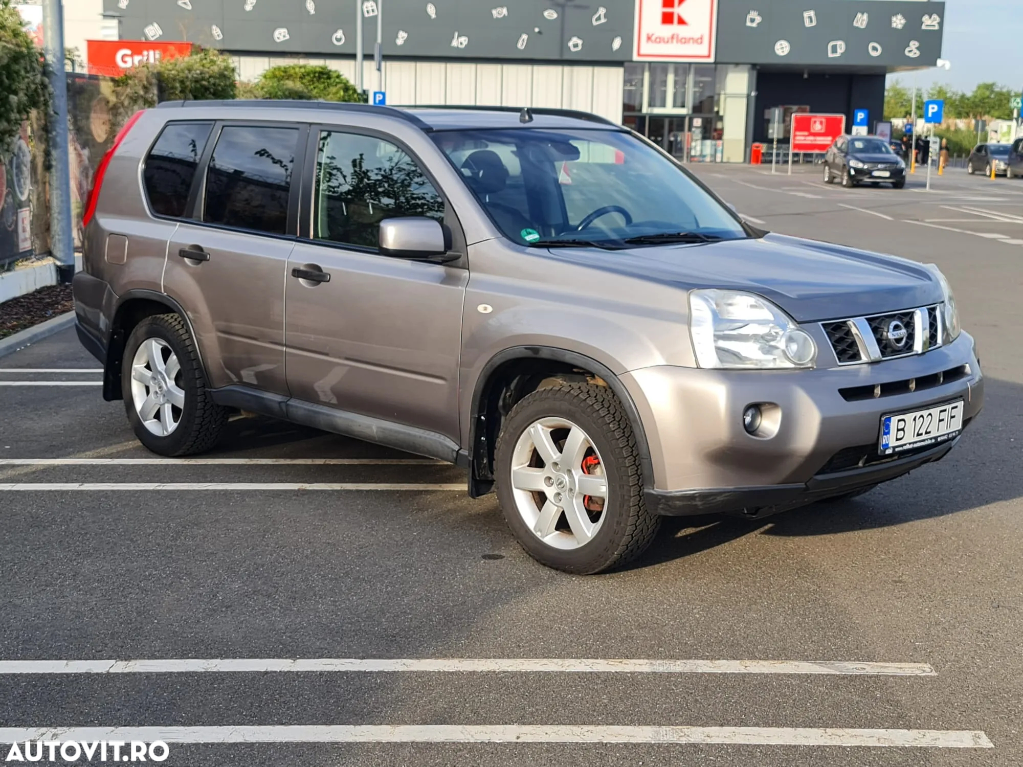 Nissan X-Trail 2.0 dCi 4x4 DPF XE - 6