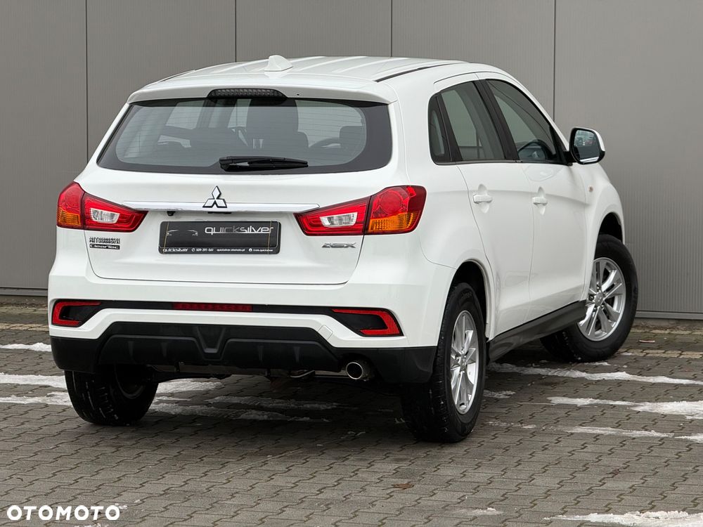Mitsubishi ASX - 10