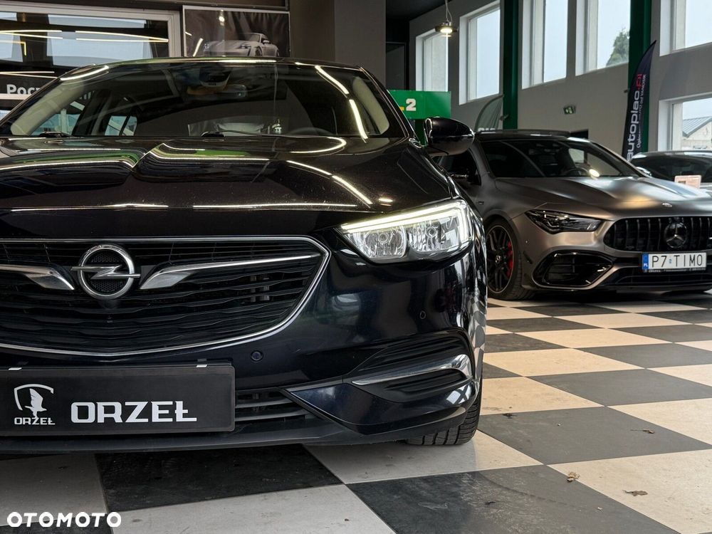 Opel Insignia - 32