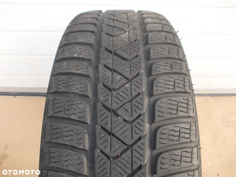 Opony 225/45R19 96V Pirelli Winter Sottozero 3 Run Flat - 9
