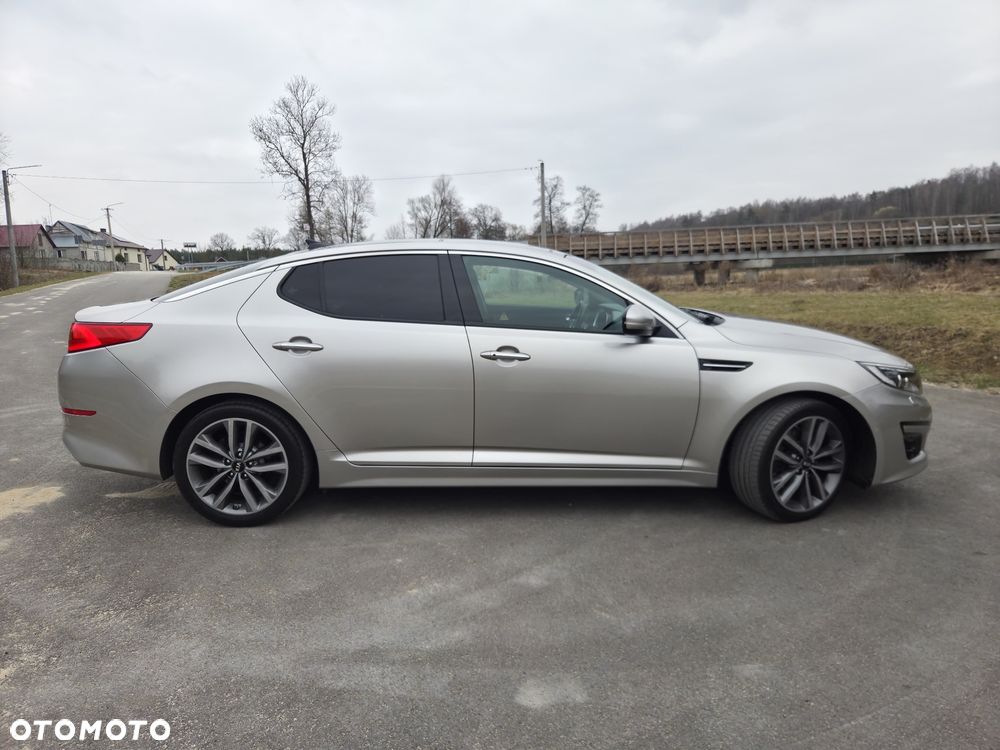 Kia Optima - 4