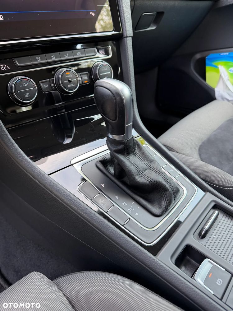 Volkswagen Golf 2.0 TDI BMT Highline DSG EU6 - 17
