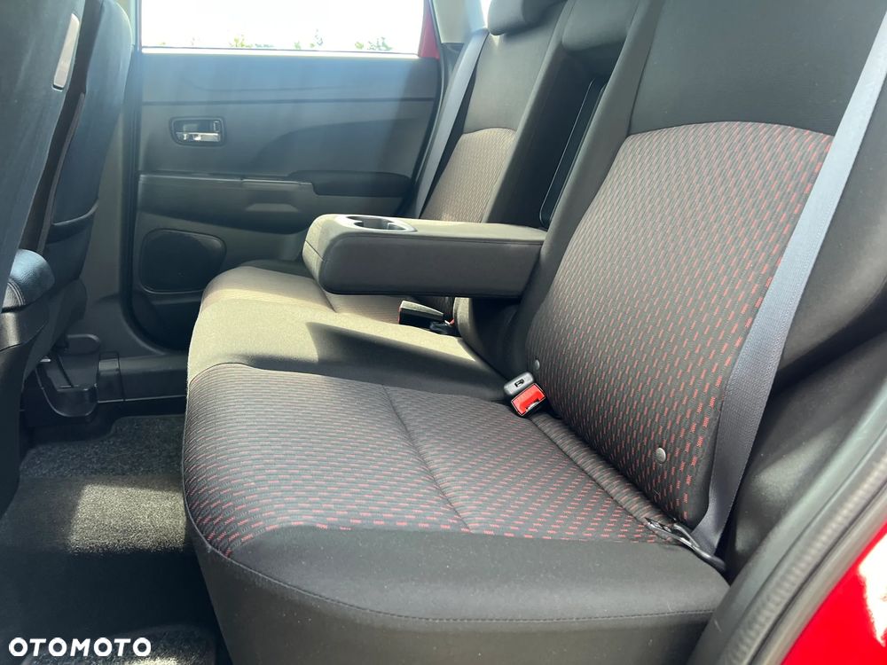 Mitsubishi ASX 1.6 2WD Diamant Edition+ - 32
