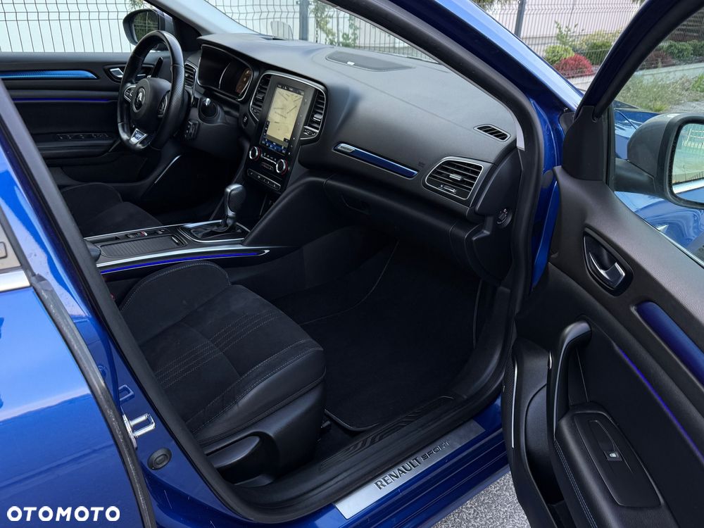 Renault Megane ENERGY TCe 205 EDC GT - 22