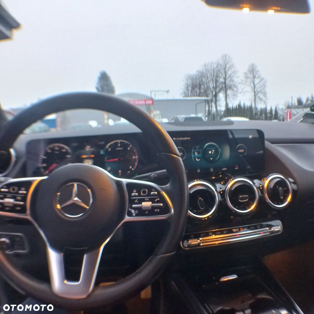 Mercedes-Benz GLA 180 d Business Edition - 5