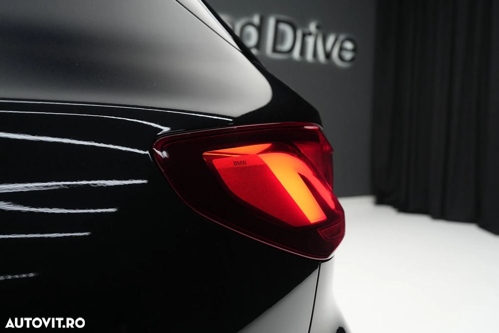 BMW M1 M135i xDrive AT - 34
