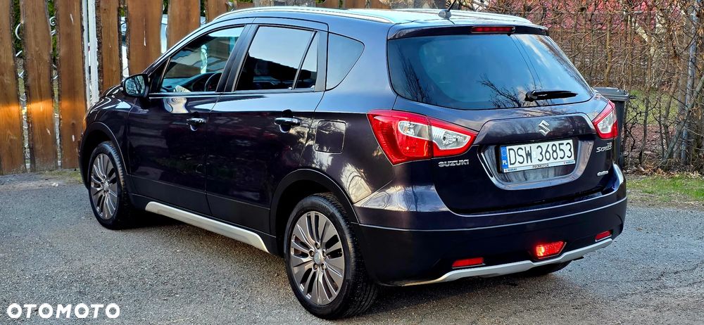 Suzuki SX4 S-Cross 1.6 Premium 4WD - 21