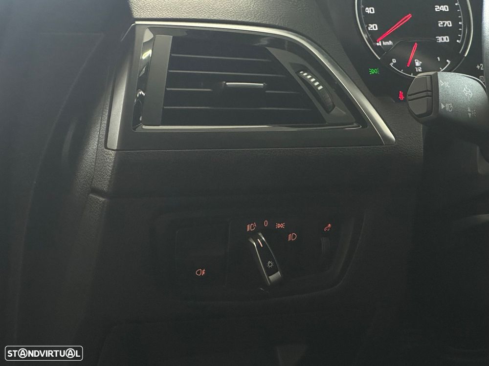 BMW M2 Competition Auto - 17