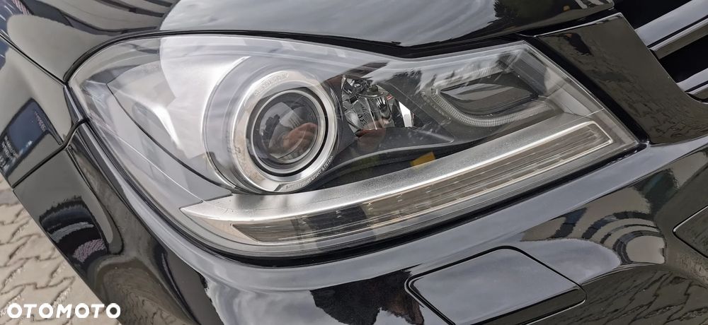 Mercedes-Benz Klasa C 180 (BlueEFFICIENCY) 7G-TRONIC Avantgarde - 30