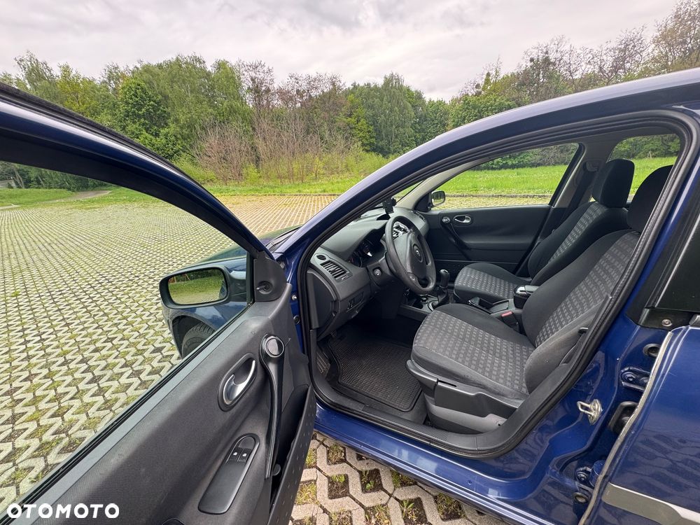 Renault Megane 1.5 dCi Confort Authentique - 9