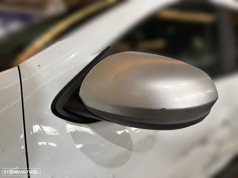 Dacia Duster II 1.0 TCe LPG Gasolinagas (GPL) 91 cv  67 kW 2021-2026 para peças - 5