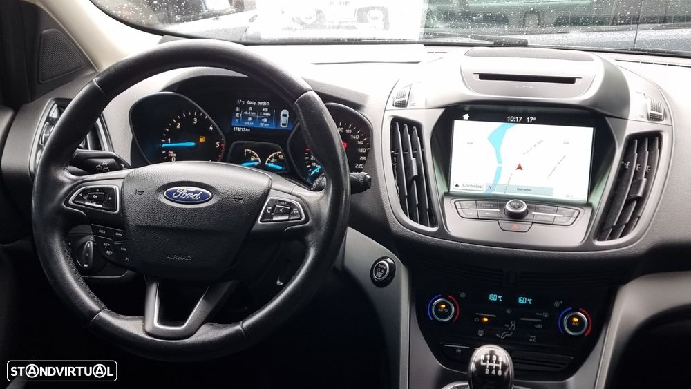 Ford Kuga 1.5 TDCi Titanium - 18