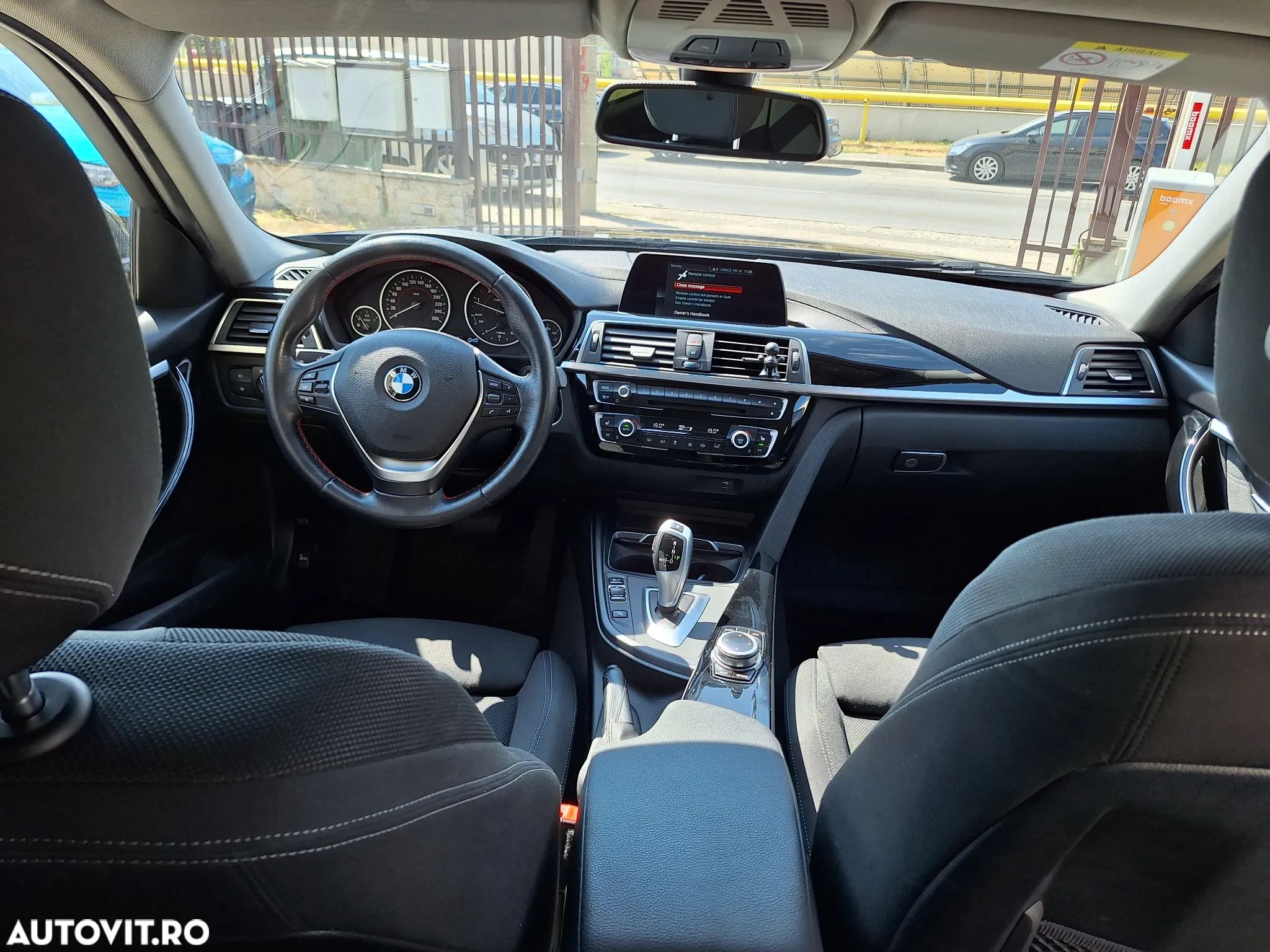 BMW Seria 3 320d Aut. Sport Line - 23