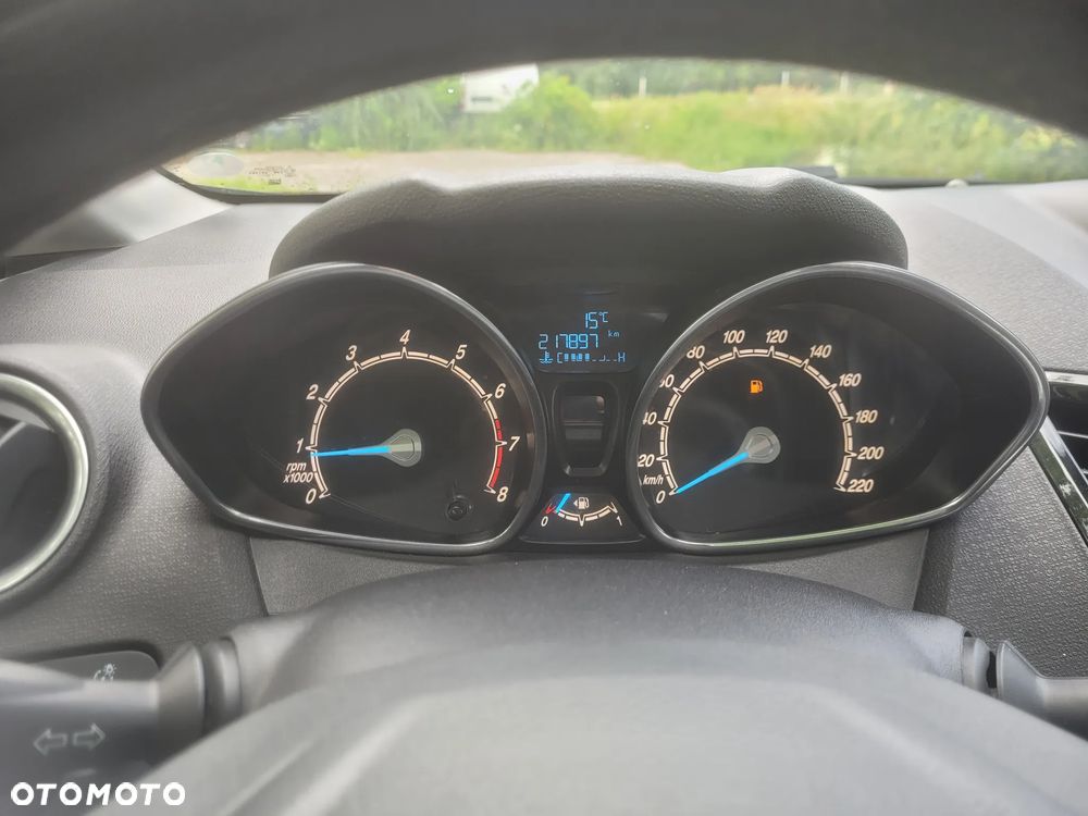 Ford Fiesta 1.0 EcoBoost STart-Stop Titanium - 30