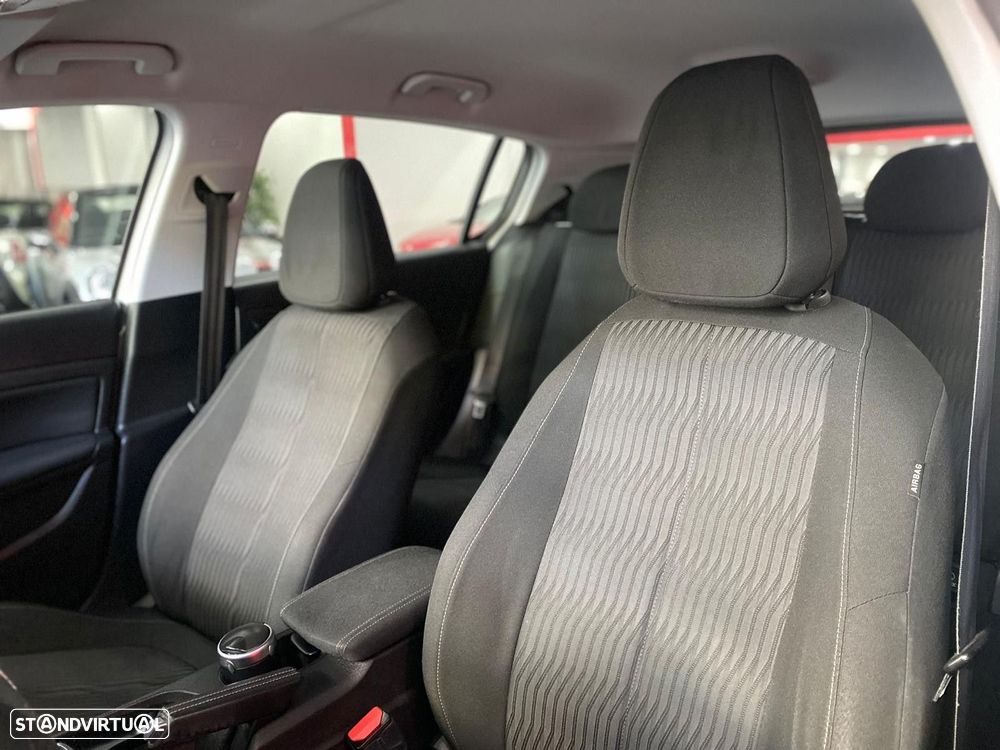 Peugeot 308 1.6 e-HDi Allure - 13