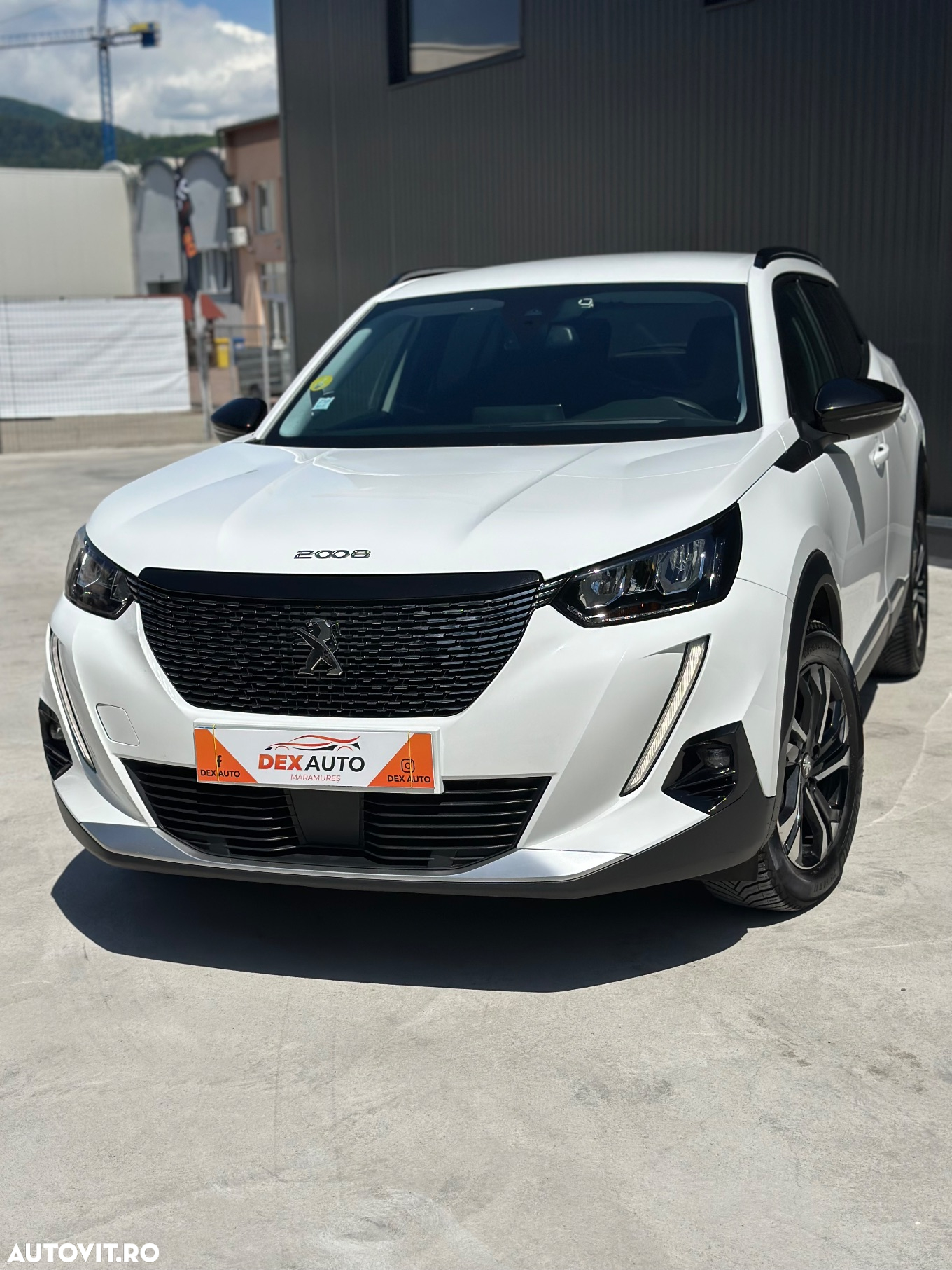 Peugeot 2008 1.5 BlueHDI 130 S&S EAT8 Allure - 2