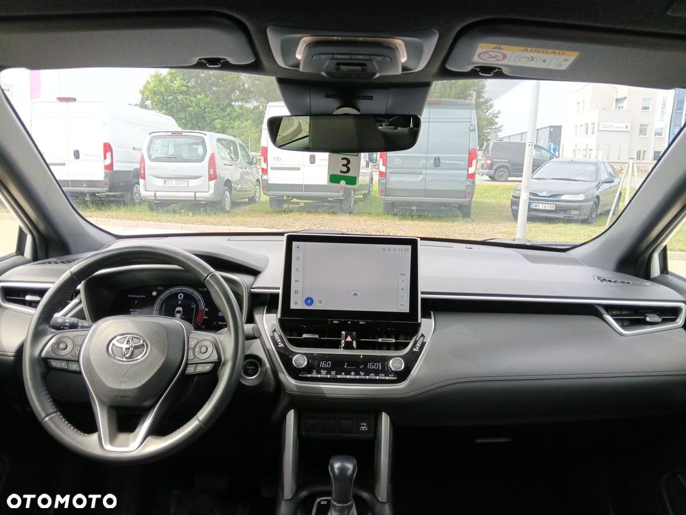 Toyota Corolla Cross - 9
