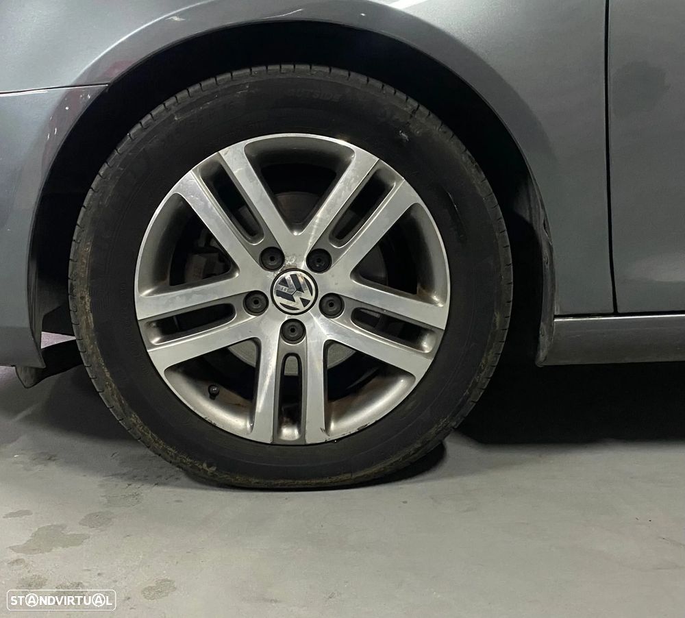 VW Golf Variant 1.6 TDi Confortline - 20