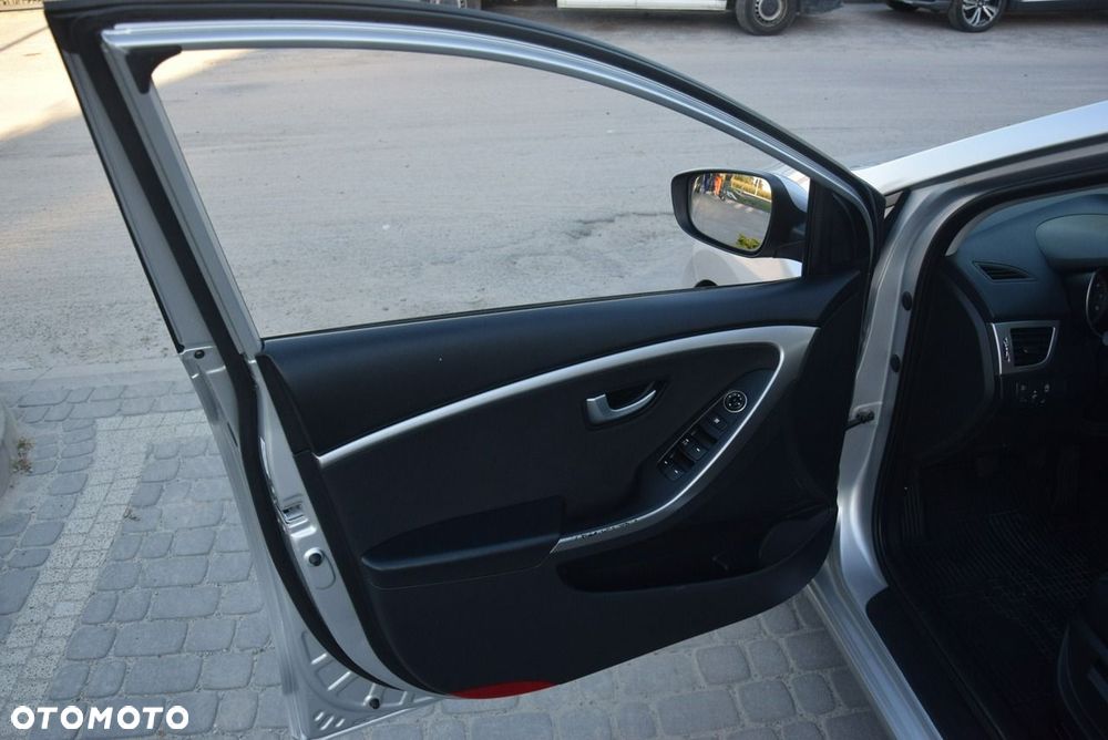 Hyundai i30 1.4 BlueDrive Comfort - 18