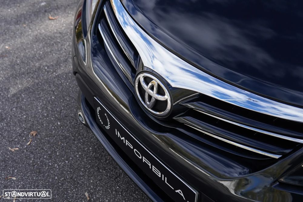 Toyota Avensis SW - 14
