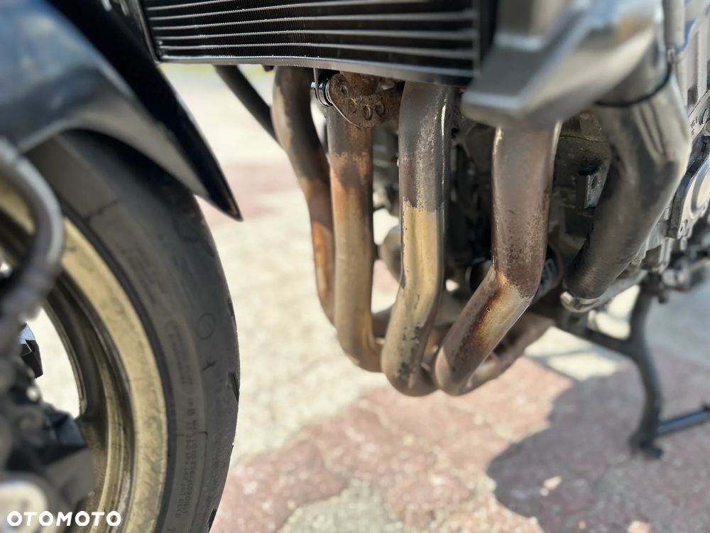 Yamaha FZ - 22