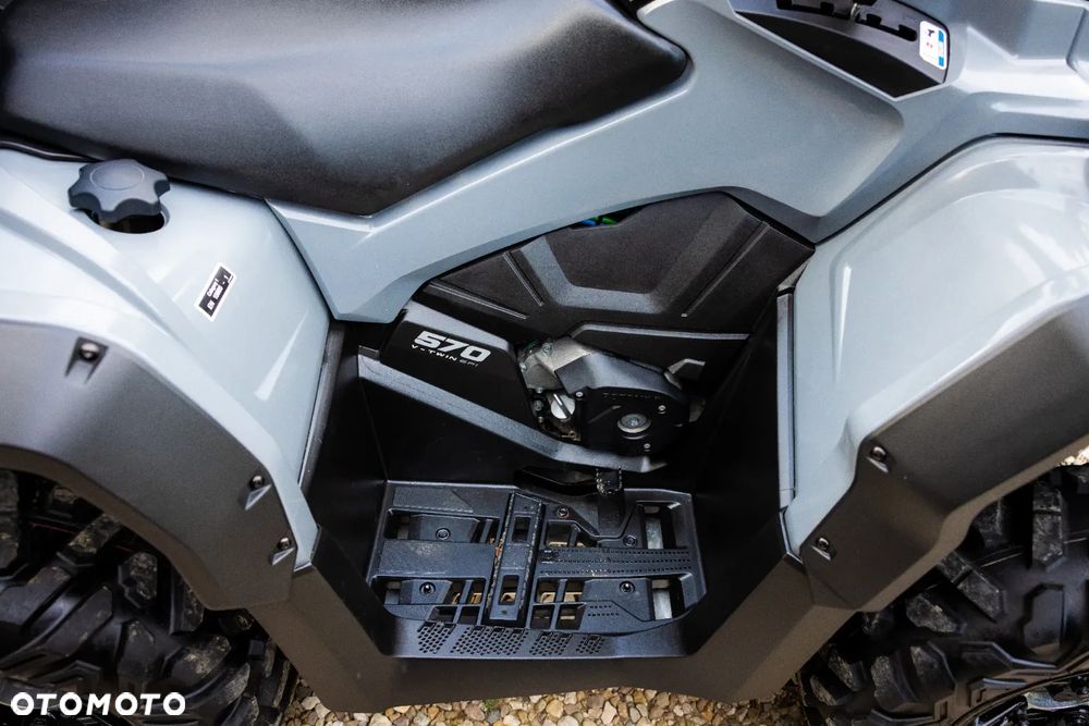 Can-Am Outlander - 18