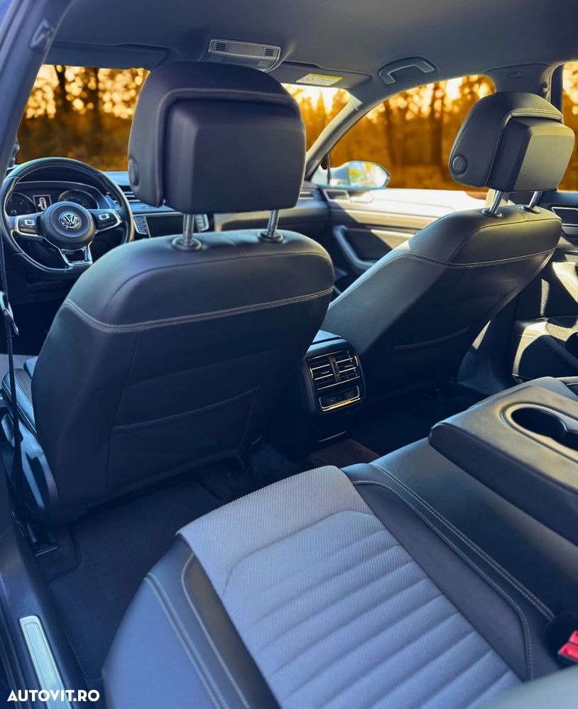 Volkswagen Passat Variant 2.0 TDI DSG R Executive - 8