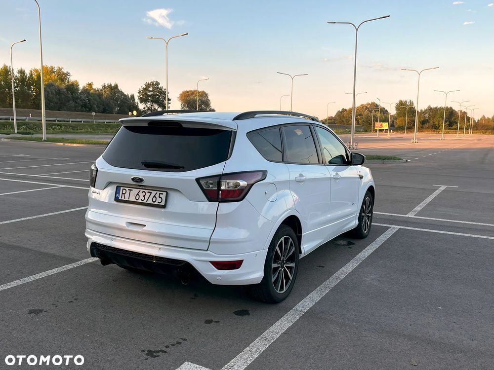Ford Kuga 2.0 TDCi AWD ST-Line - 14