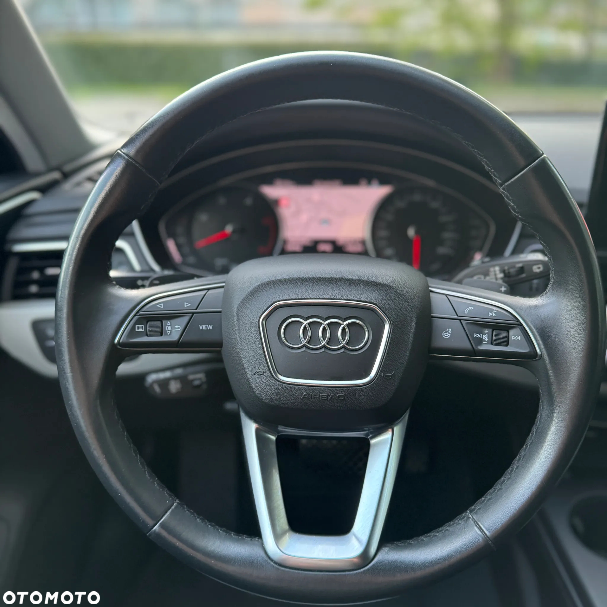 Audi A4 Avant 30 TDI S tronic - 25
