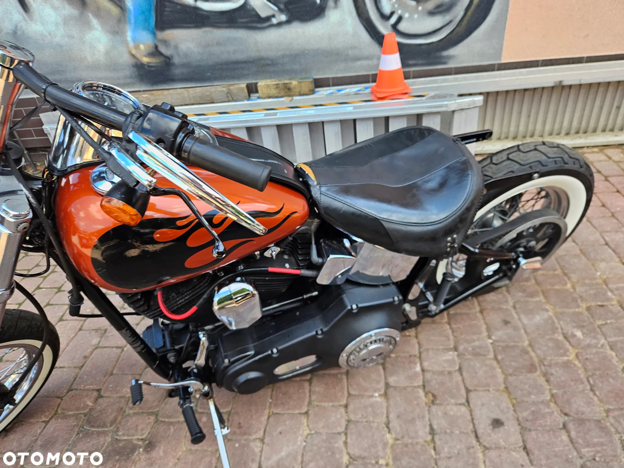 Harley-Davidson Softail Standard - 17