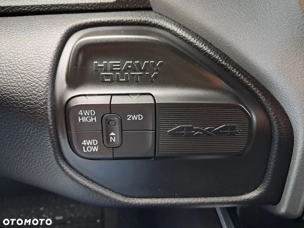 RAM 2500 - 13
