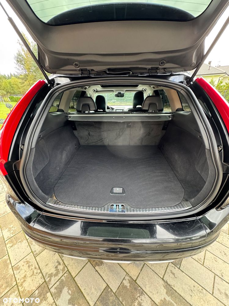 Volvo XC 60 D4 Ocean Race - 14