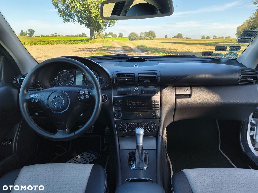 Mercedes-Benz Klasa C 180 Kompressor Automatik Sport Edition - 5
