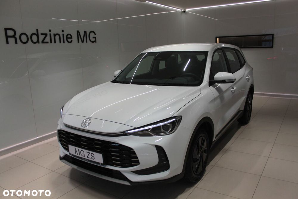 MG ZS Hybrid+ - 4