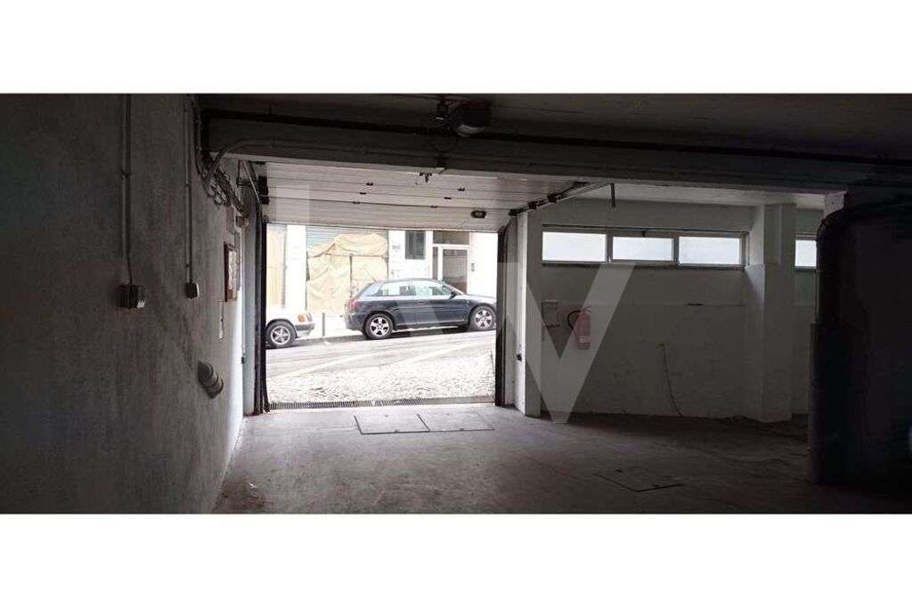 Garagem na Brandoa, Encosta do Sol - Amadora - Grande imagem: 3/25