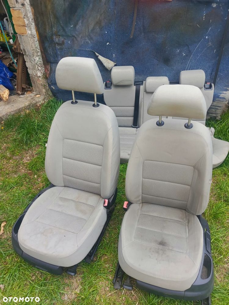 FOTELE KANAPY SKODA OCTAVIA II