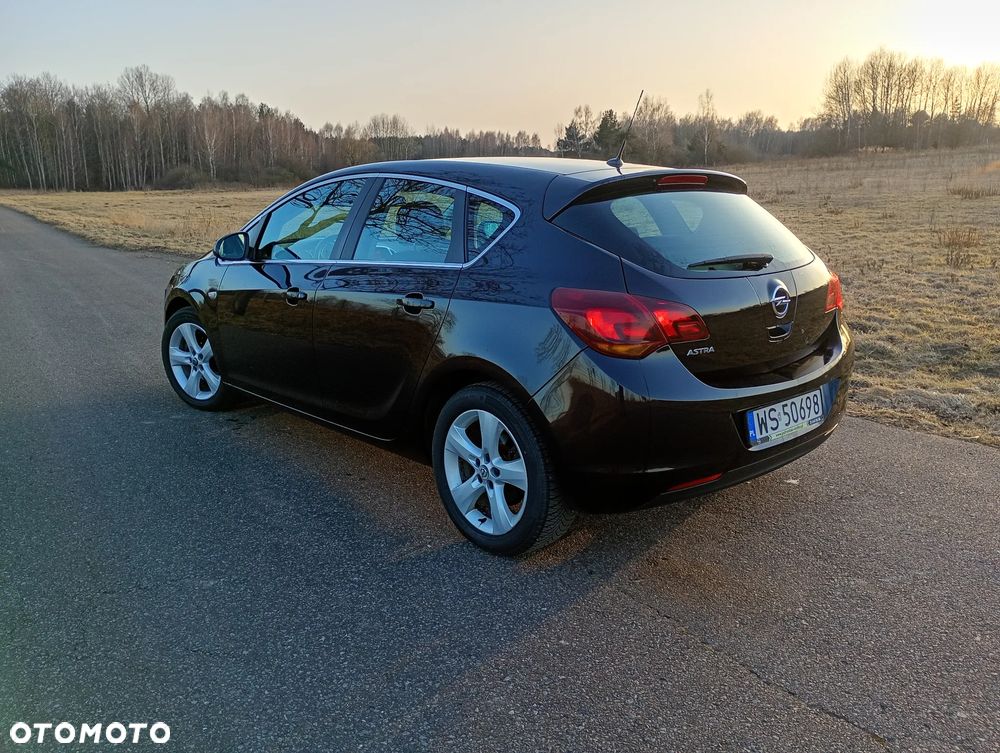 Opel Astra 1.6 - 4
