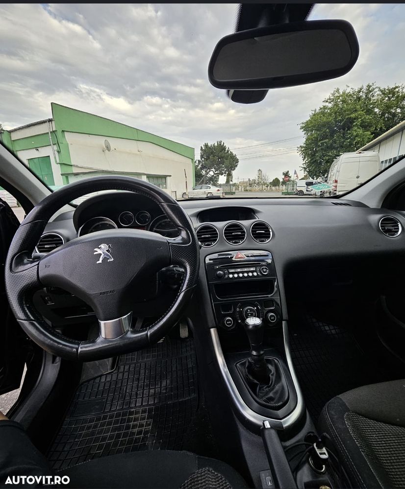 Peugeot 308 120 VTi Style - 4