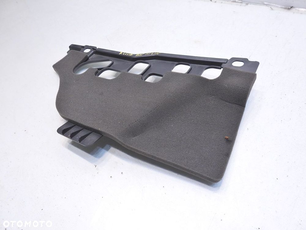 OSŁONA POD KONSOLE PRAWA OPEL ASTRA III H - 4