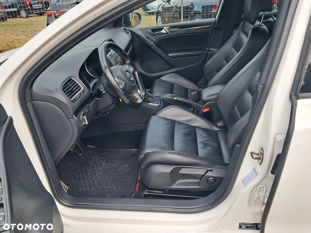 Volkswagen Golf 2.0 GTI DSG - 13