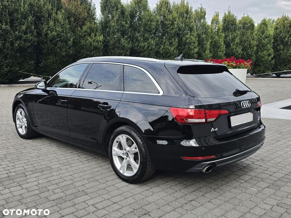 Audi A4 Avant 2.0 TFSI ultra design - 11
