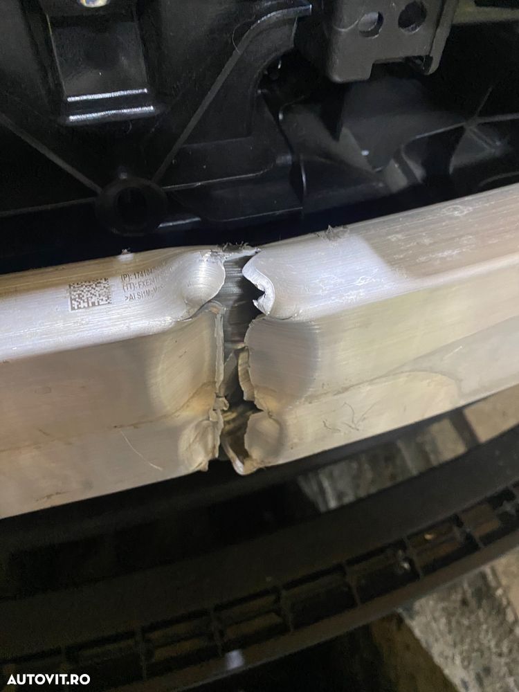 Tesla Model 3 RWD - 21