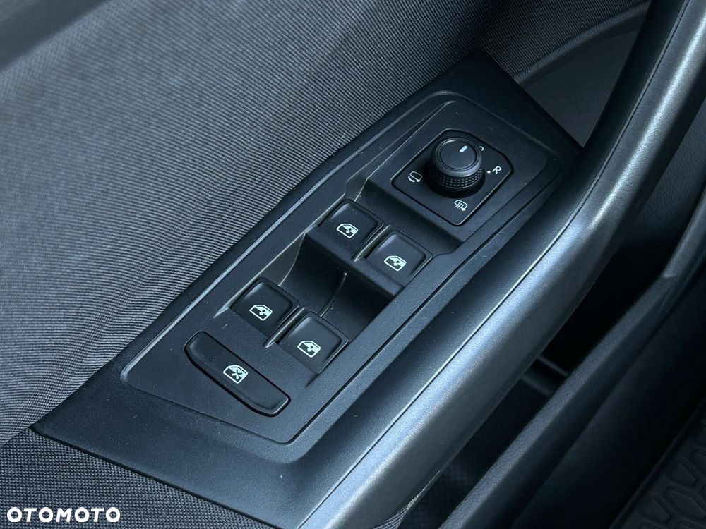 Volkswagen T-Roc 1.5 TSI Life DSG - 19