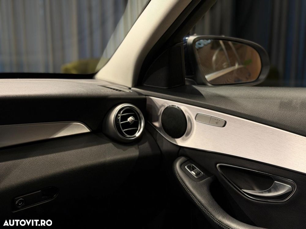 Mercedes-Benz C - 30