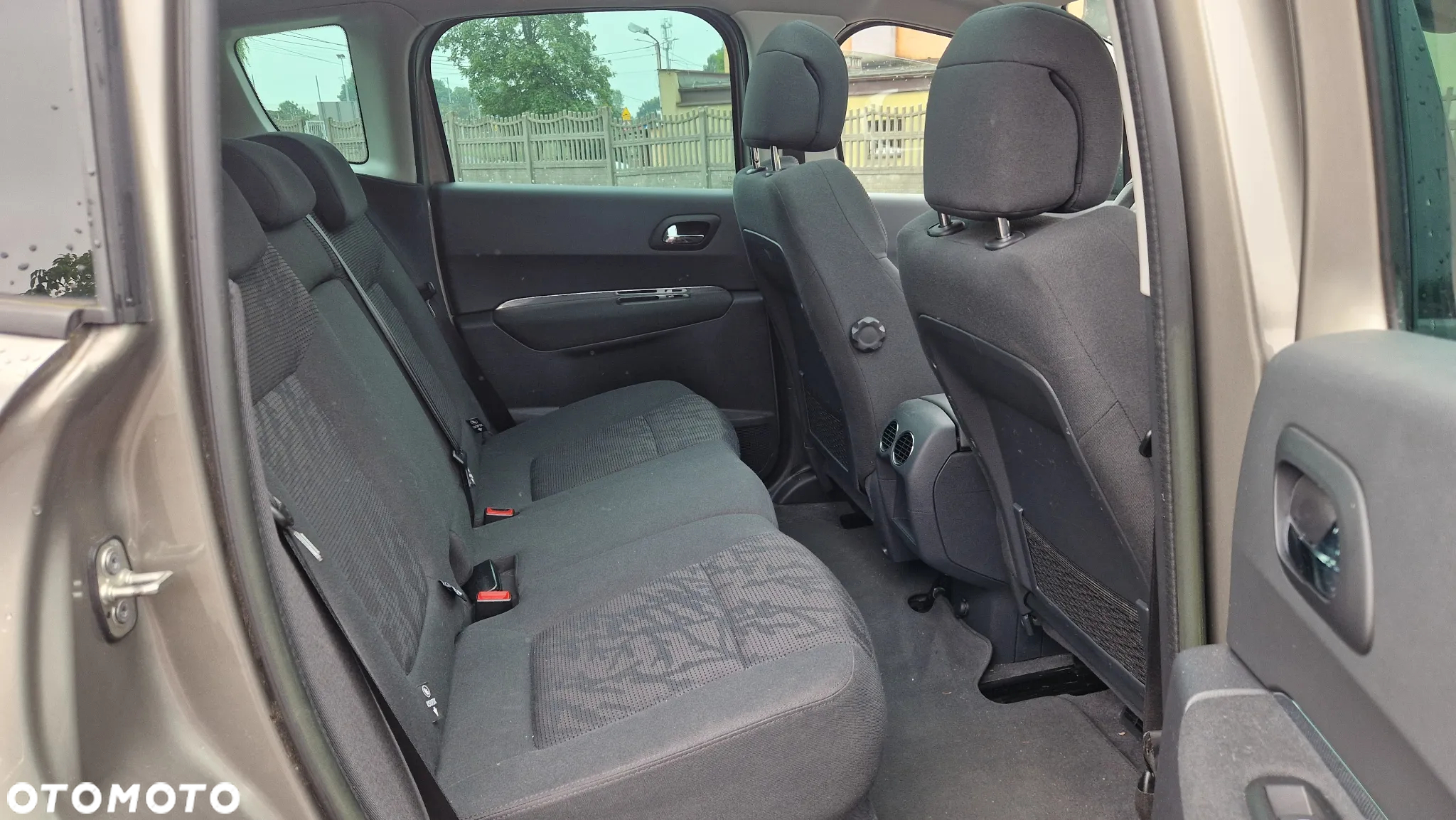 Peugeot 3008 1.6 Premium+ - 10