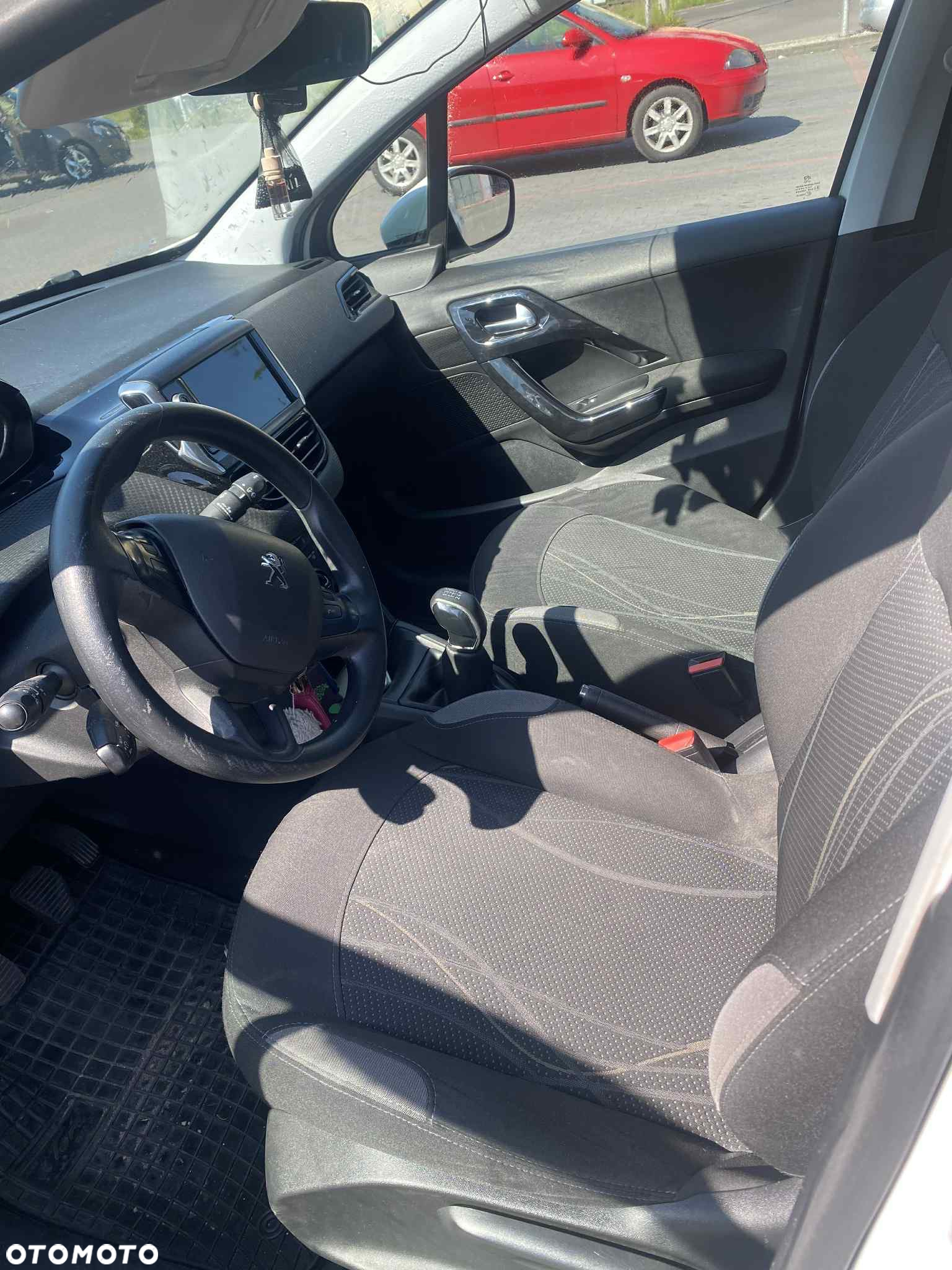 Peugeot 208 1.2 PureTech Active - 6