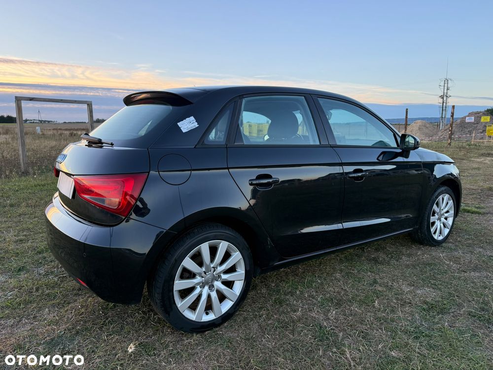 Audi A1 Sportback 1.6 TDI Attraction - 14