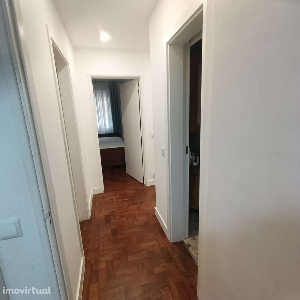 "T3 Renovado com Terraço 30 m² – Centro da Figueira da Foz – Como Novo - Grande imagem: 4/23